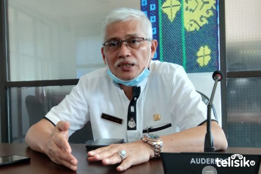 Dikbud Sultra Berikan Penghasilan Tambahan Kepada 3.704 Guru Tidak Tetap