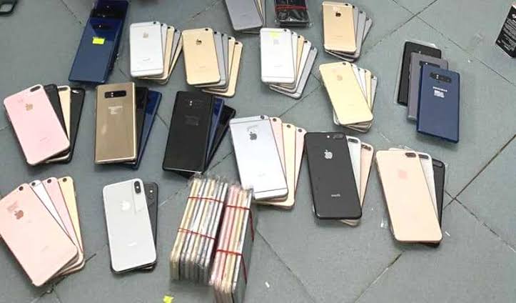Apa Resiko Beli Handphone Ilegal? Ini Penjelasannya