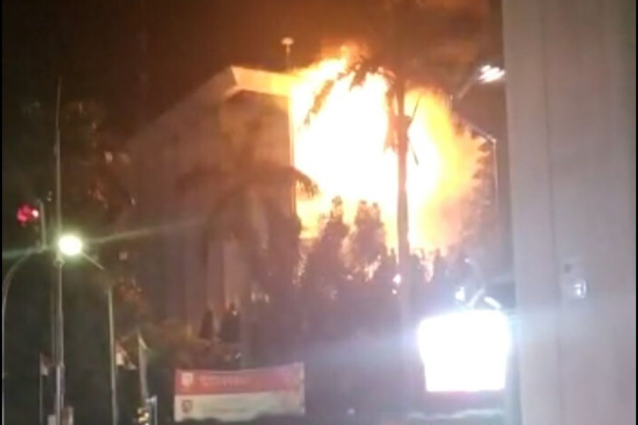 Gedung Kejaksaan Agung di Kebayoran Baru Terbakar