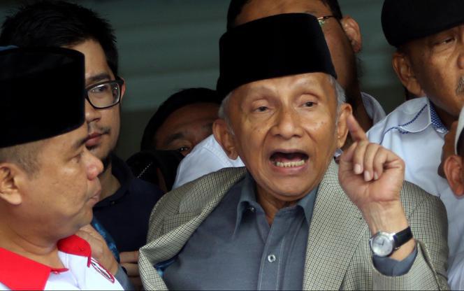 Heboh, Amin Rais Sebut Jokowi Otoriter