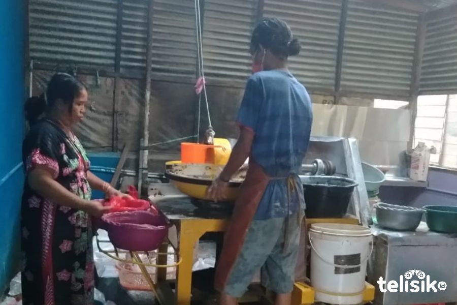 Hikmah Idul Adha, Jasa Penggilingan Daging Diserbu Warga