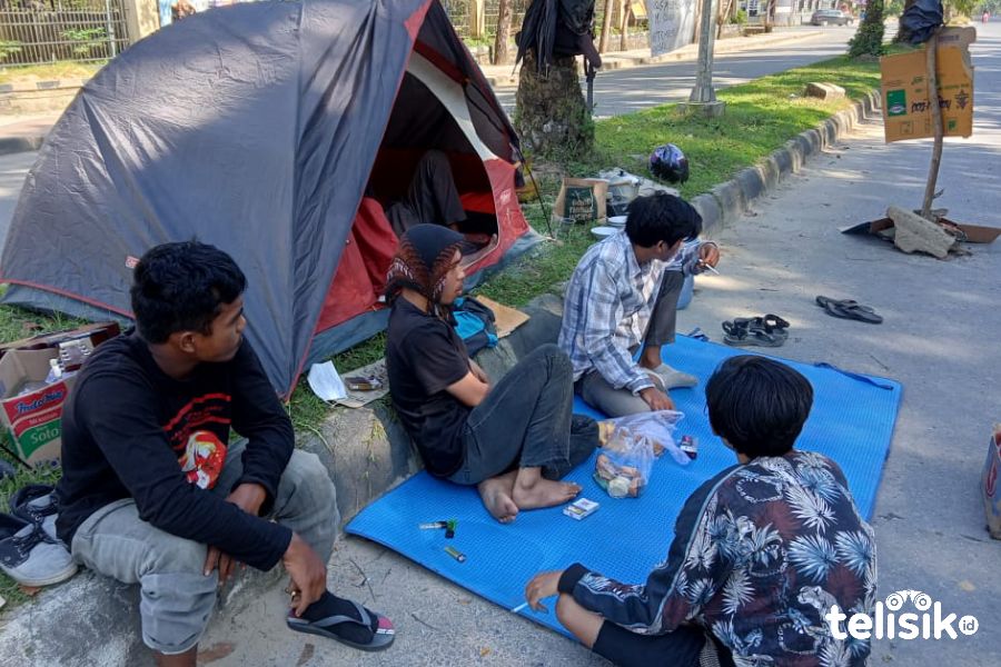 Kawal Kasus Penembakan Randi dan Yusuf, Mahasiswa Gelar Aksi Diam di Depan Polda