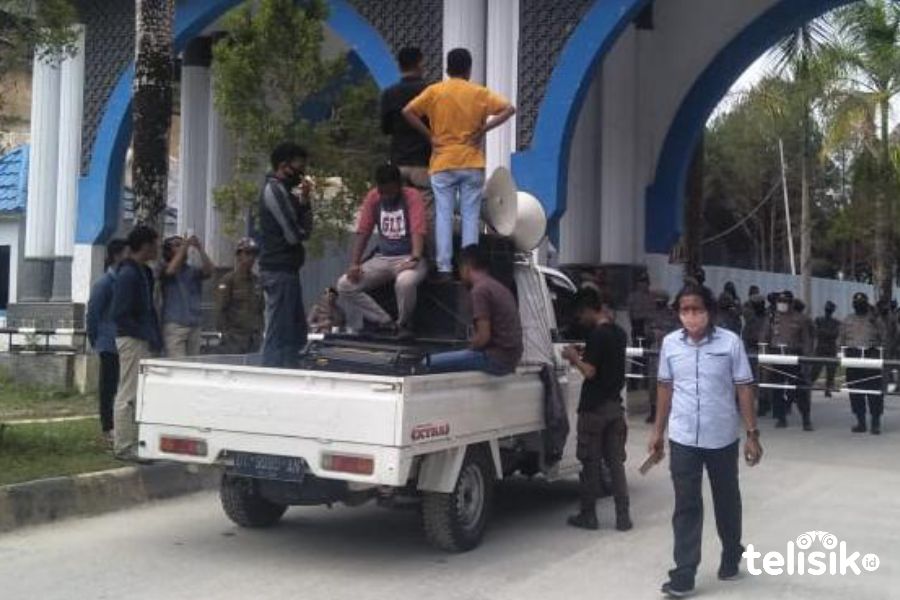 Nur Endang Abbas Dilantik jadi Sekda Sultra, Ali Mazi Ditagih Janjinya