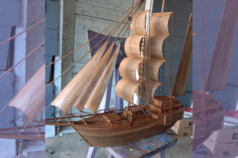 Pertama di Kendari, Miniatur Kapal Pinisi Berbahan Dasar Bambu