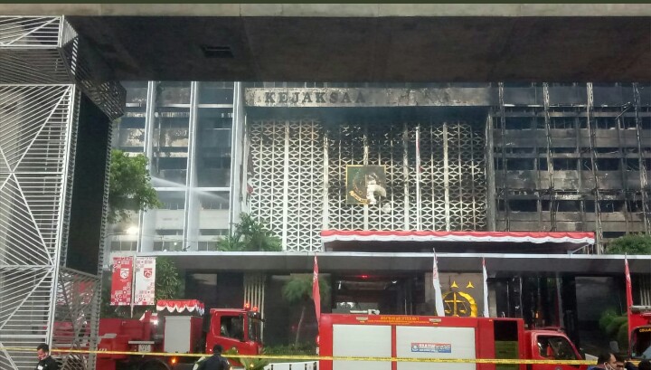 Polri dan Kejagung Didesak Segera Bentuk Timsus Ungkap Insiden Kebakaran