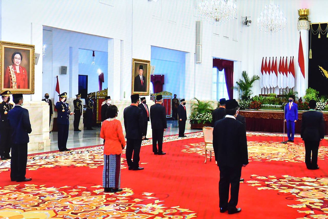 Sejumlah Tokoh Terima Tanda Kehormatan dari Presiden