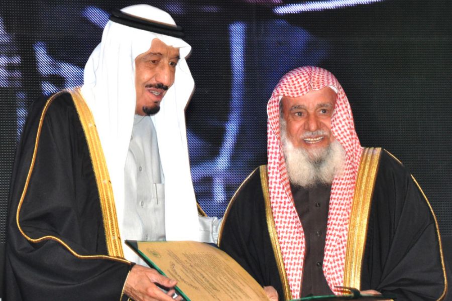 Sulaiman Al Rajhi: Menyumbangkan Seluruh Hartanya untuk Amal