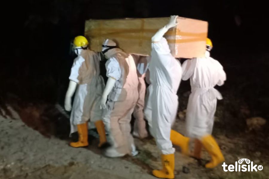 Tim Satgas COVID-19 Muna Proaktif Urus Jenazah