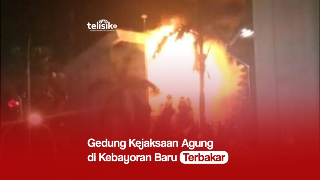 Video: Gedung Kejaksaan Agung di Kebayoran Baru Terbakar
