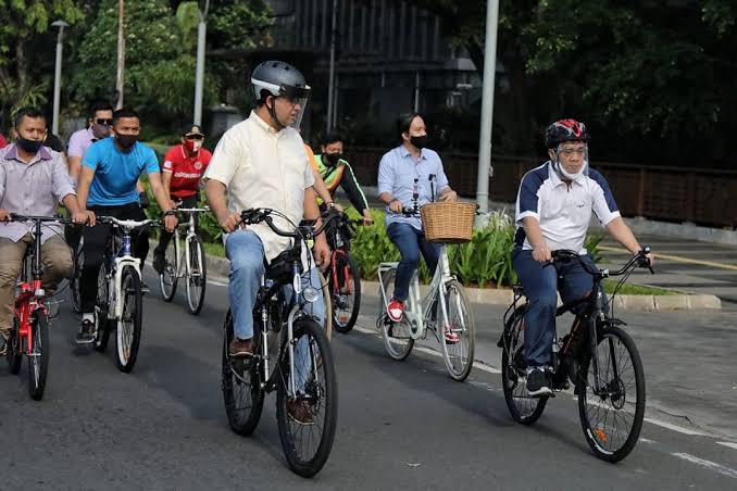 Aturan Baru Bagi Pesepeda Wajib Miliki Lampu, Spakbor dan Bel