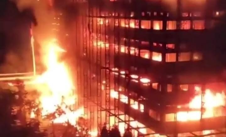 Bareskrim Polri Ditantang Bongkar Motif Pembakaran Gedung Kejagung