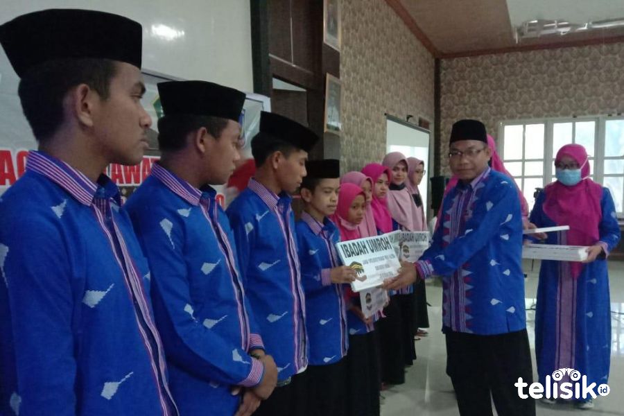 Bupati Muna Naikan Honor Remas dan Guru Ngaji