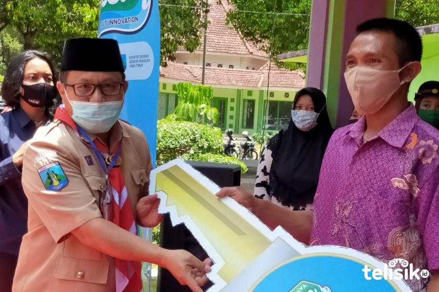 Diberi Gaji di Bawah UMR, Kesejahteraan GTT di Jatim Jadi Perhatian