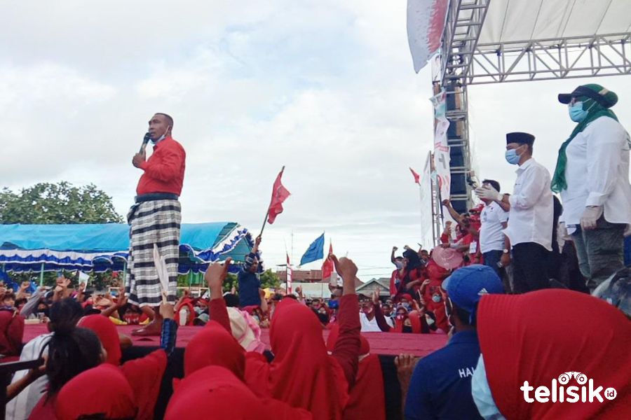 Hadiri Deklarasi Pasangan HATI, Ini Pesan Umar Samiun kepada Masyarakat Wakatobi