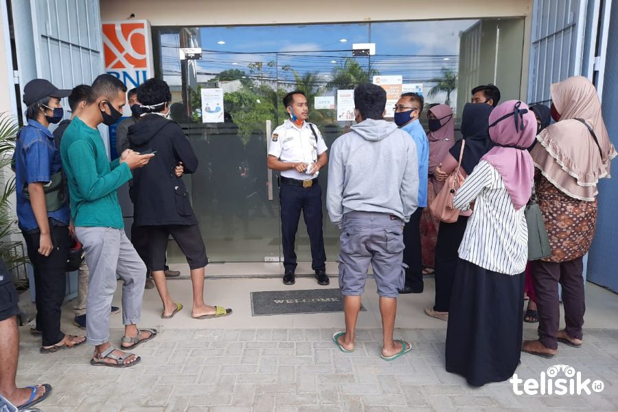 Kisruh Nomor Antrian BNI Habis, Nasabah: Dibuka Jam 8, Bukan Subuh