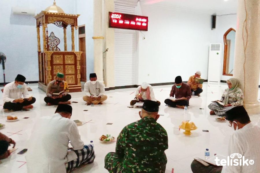 Mendamaikan Suasana Pilkada, Polres Wakatobi Gelar Doa Bersama dengan Paslon