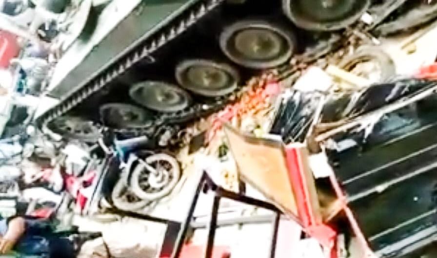 Tank TNI Tabrak Motor dan Gerobak, Komisi I DPR RI Minta Diusut Tuntas