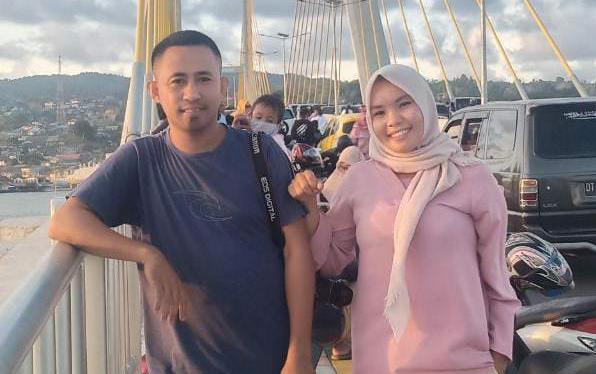Cinta Lama Bersemi di Jembatan Teluk Kendari