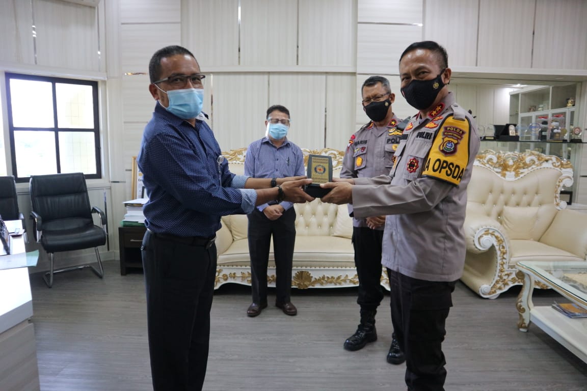 Ciptakan Kamtibmas di Wilayah Kampus, Kapolda Kunjungi UHO dan IAIN