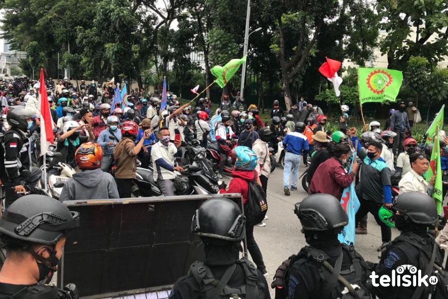 Hanya Bertahan Sejam, Buruh yang Hendak Demo DPR RI Bubarkan Diri