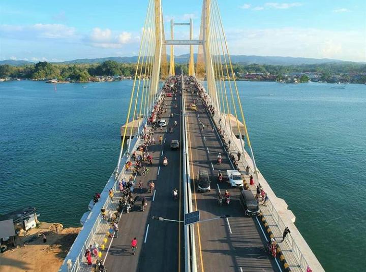 Jembatan Teluk Kendari Jadi Primadona, Ayo Jaga Bersama