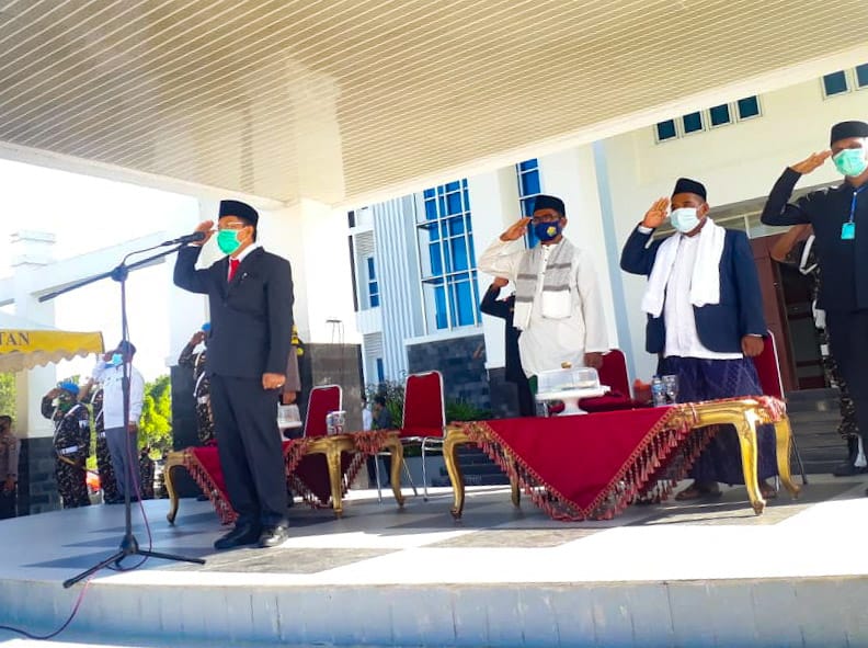 Peringati HSN, Pemda Konsel Gelar Upacara Santri Sehat Indonesia Kuat