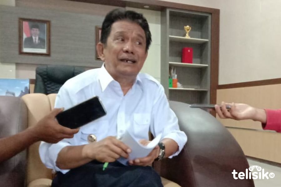 Plt Bupati Muna Tegur Dua Kadis yang Ikut Demo