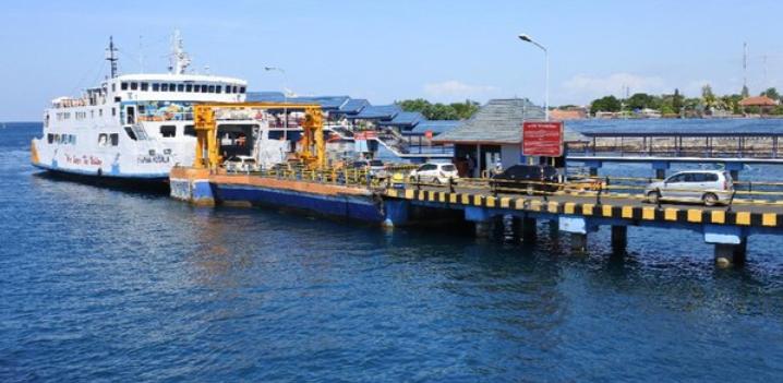 Rehabilitasi Dermaga Pelabuhan Labuan Rampung