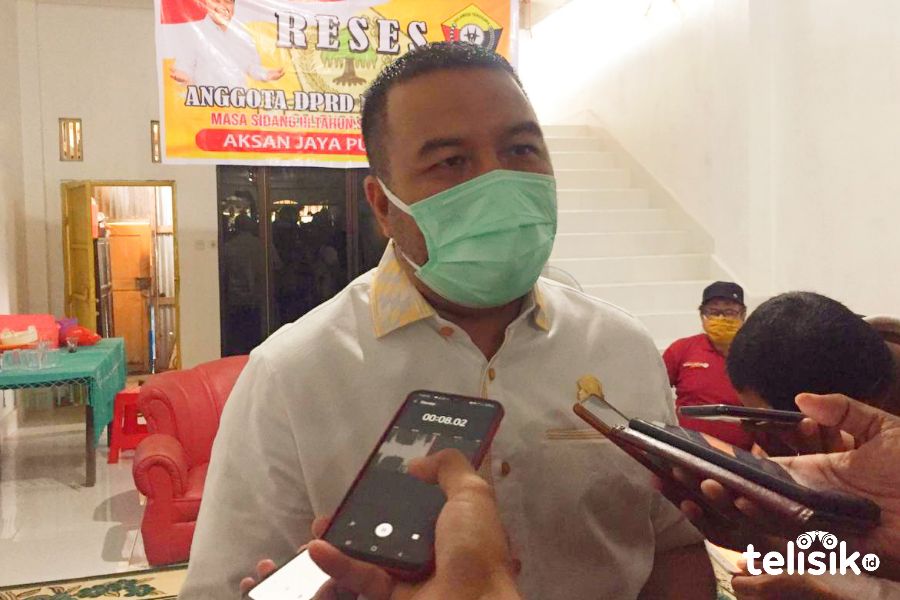 Reses Tak Dihadiri Camat dan Lurah, AJP Kecewa