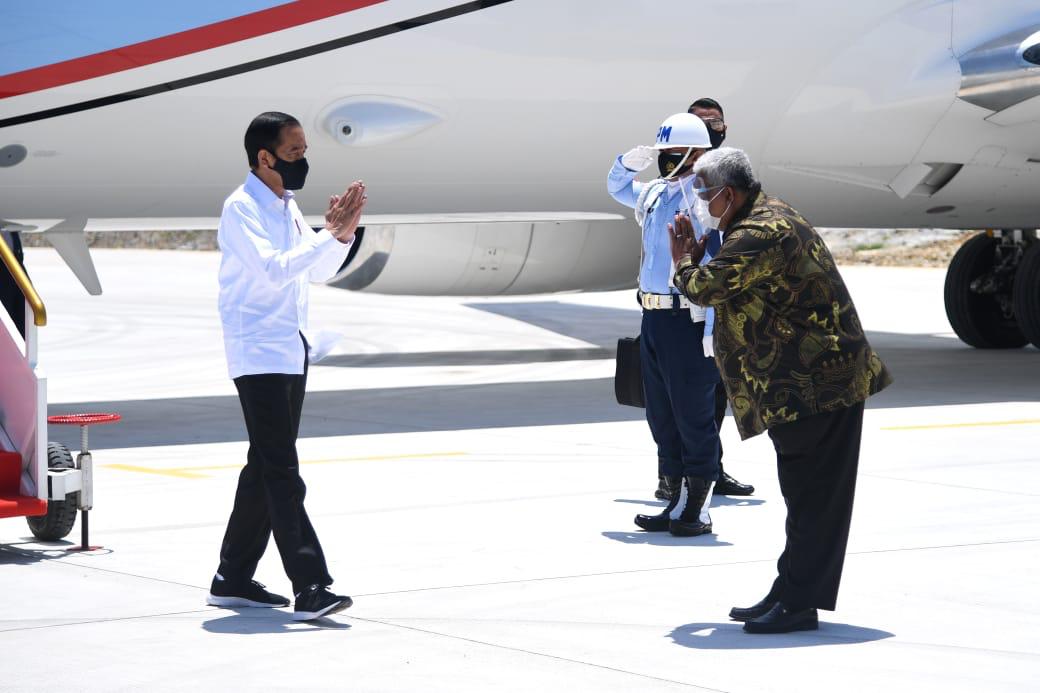 Tiba di Kendari, Presiden Jokowi Dijemput Helikopter Menuju Bombana