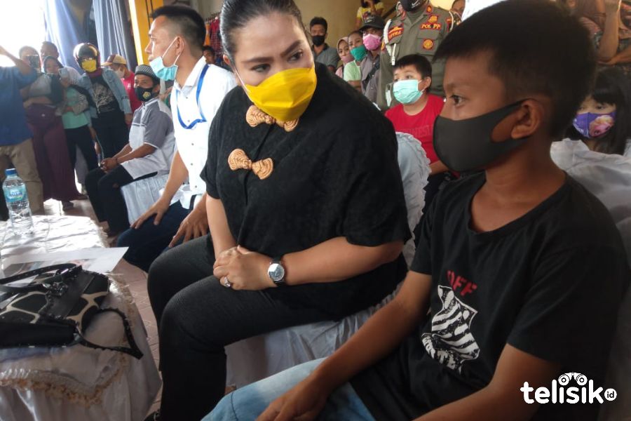 Agista Ali Mazi Kunjungi Bocah Korban Kekerasan di Pasar Baruga