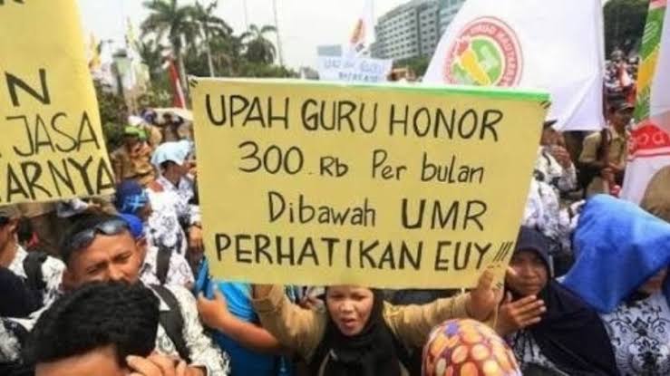 BLT Subsidi Gaji Guru Honorer Ditargetkan 2 Juta Penerima