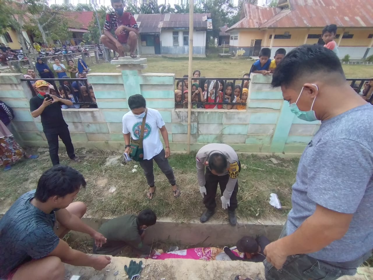 Ibu Rumah Tangga di Konsel Diperkosa Lalu Dibunuh