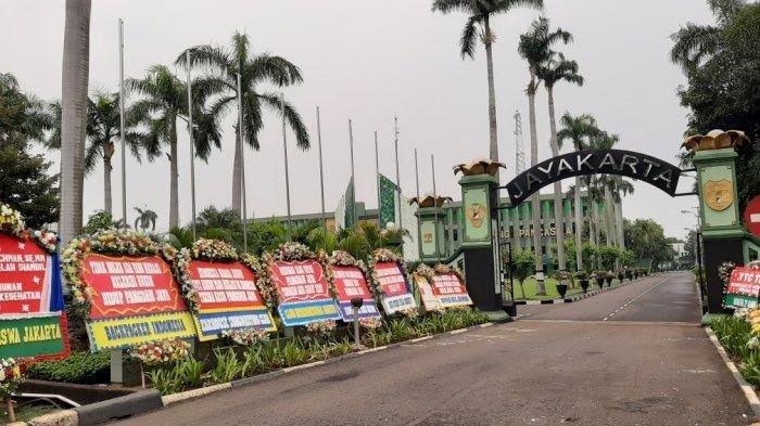 Ingin Bubarkan FPI, Markas Kodam Jaya Dibanjiri Karangan Bunga