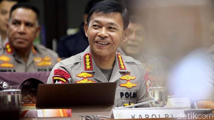 Jelang Pilkada, Kapolri Larang Polisi Berfoto Pakai Gaya Ini
