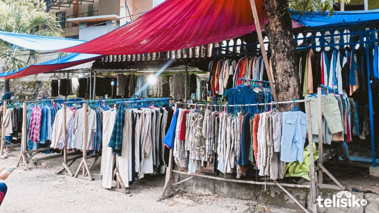Merugi dan Nyaris Gulung Tikar, Pedagang Rombengan Lawata Memilih Bertahan