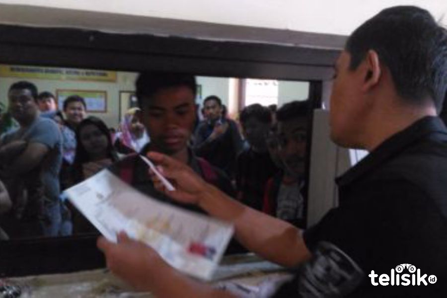 Peserta CPNS Membludak Urus SKCK