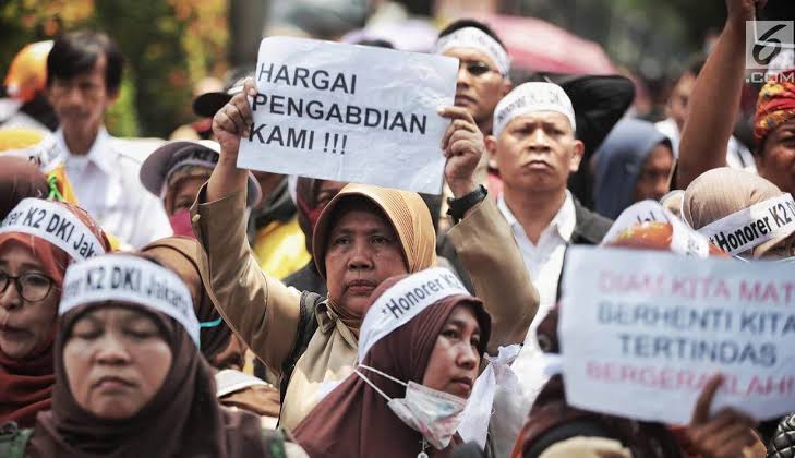 Ratusan Ribu Guru Honorer Tuntut Kejelasan Formasi