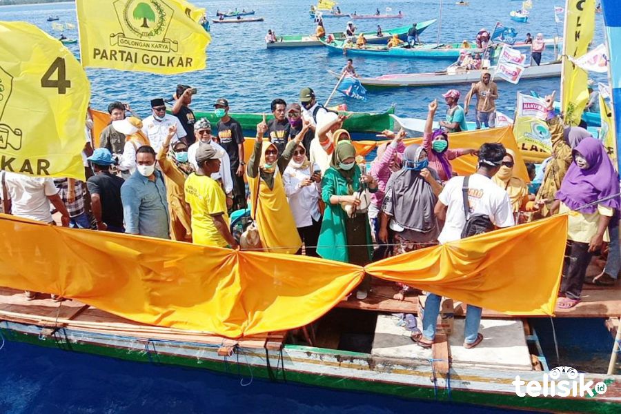 Warga Kaledupa Arak Paslon HALO Pakai Katinting