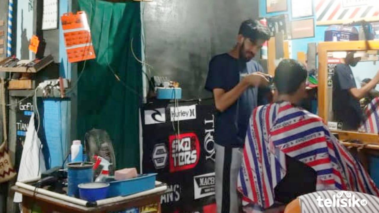 Dampak COVID-19, Omzet Pangkas Rambut Turun Drastis