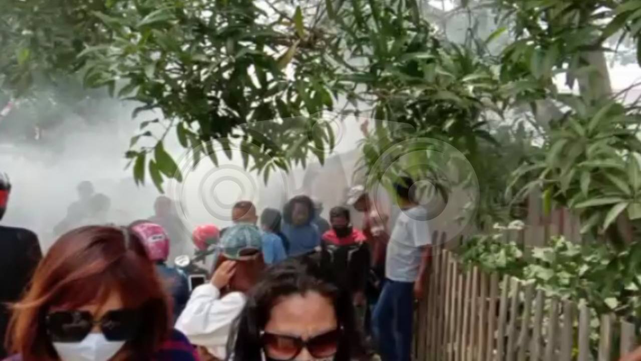 Demo Ricuh, Ketua Bawaslu Muna Terkena Lemparan Batu