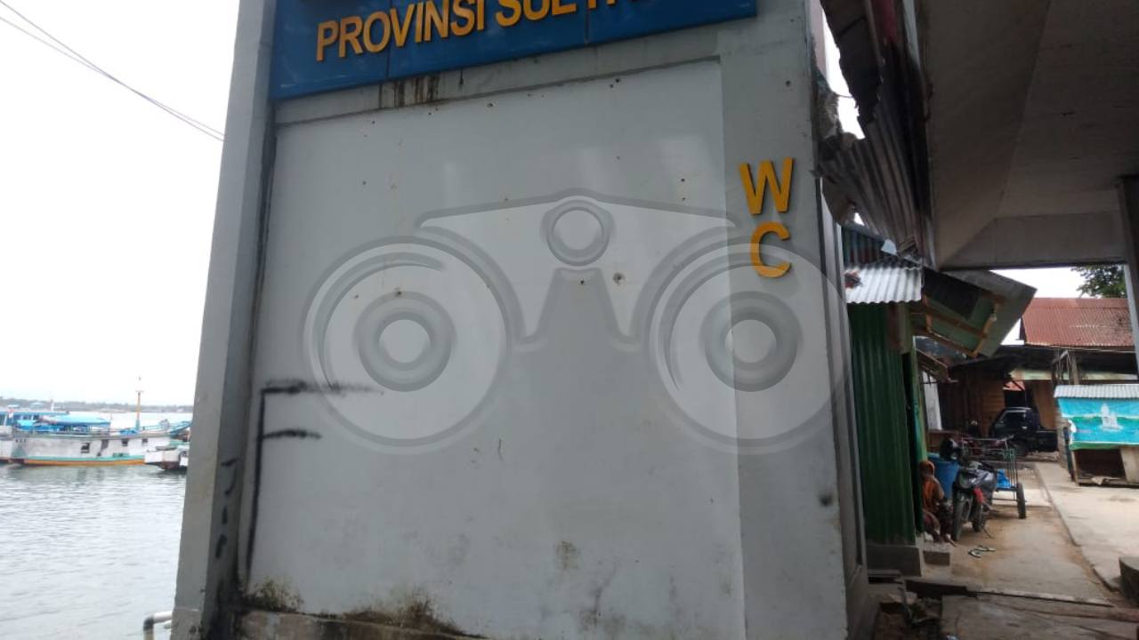 Dewan Soroti WC Umum di Pelabuhan Wawonii Kendari