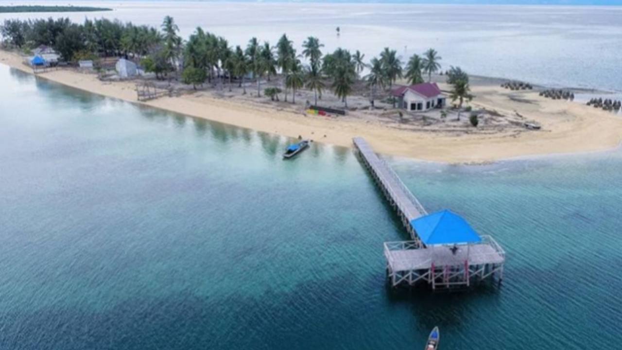 Empat Destinasi Wisata yang Wajib Dikunjungi di Muna Barat