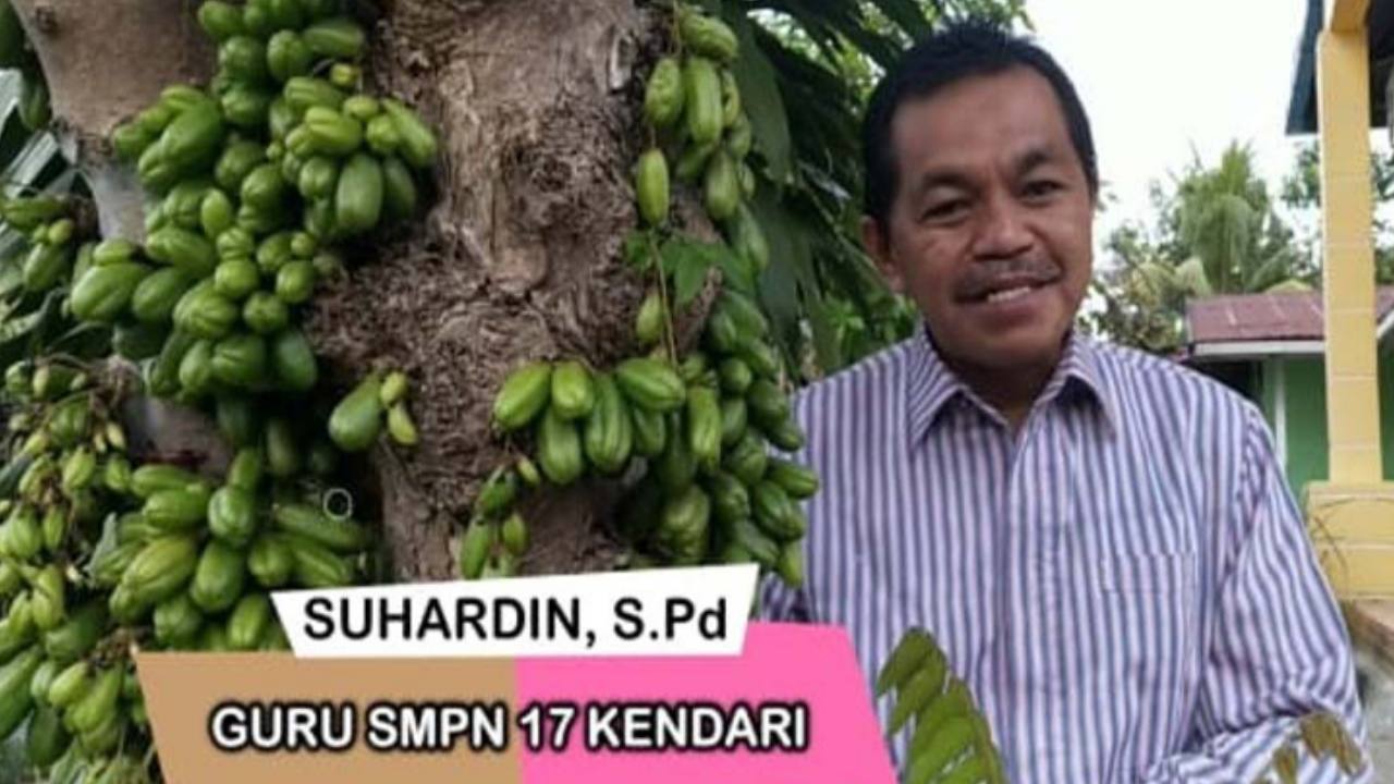Guru di Kendari Buat Video Pembelajaran hingga Juara Nasional