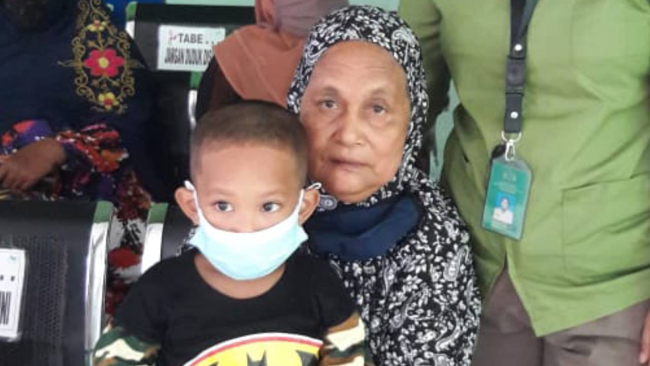 Masih Ingat Bocah Asal Buteng yang Terlahir Cacat? Begini Kondisinya Sekarang