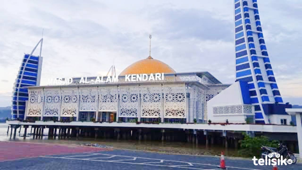 Masjid Terapung Al Alam Akan Dihubungkan dengan Teluk Kendari