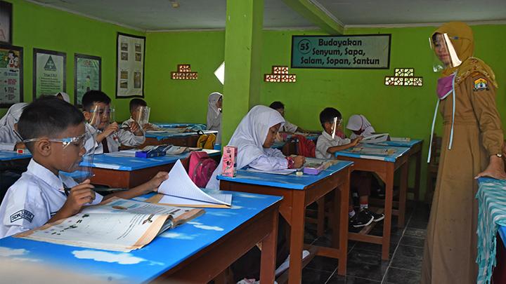 Pemkot Izinkan Tiga Sekolah Belajar Tatap Muka Januari 2021