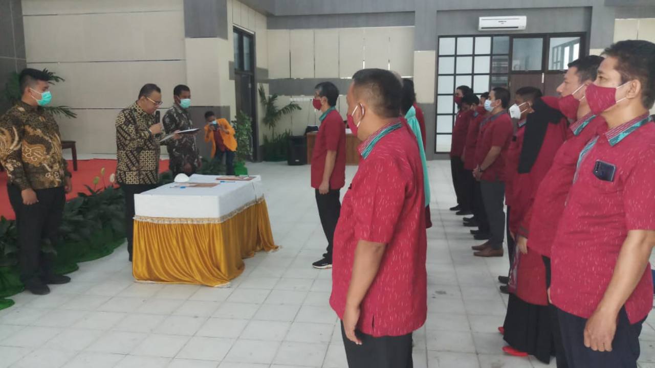 Pengurus AIPI Kota Kendari Dilantik, Prof Eka Suaib Jabat Ketua