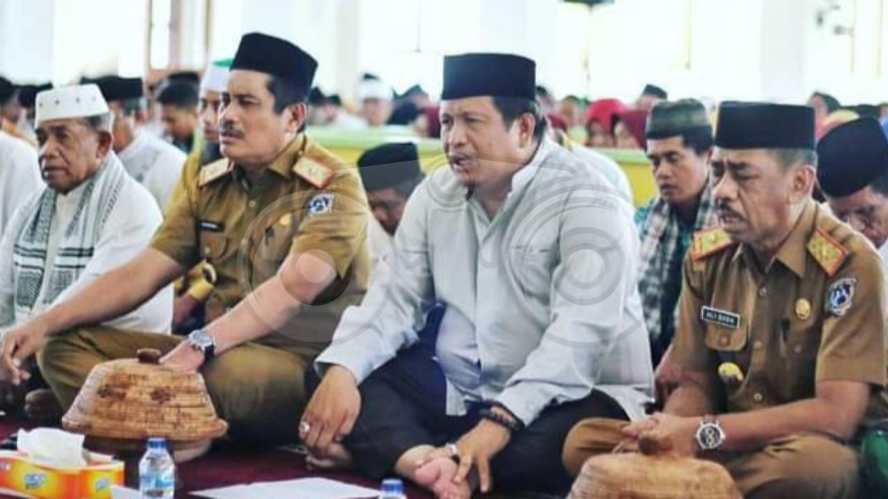 Perayaan Tahun Baru di Muna Diisi Berdoa Bersama