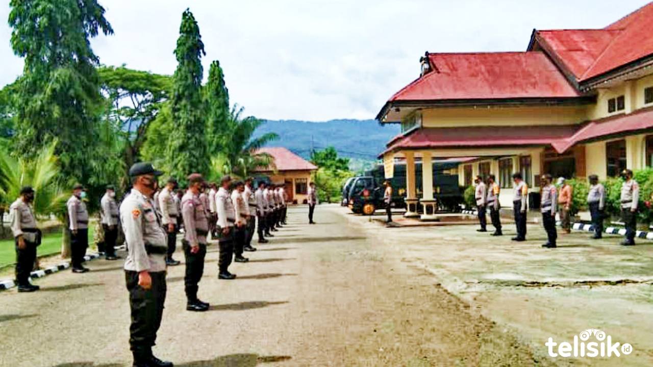 Puluhan Personil Polres Bombana Dikirim Pengamanan Pilkada di 2 Kabupaten